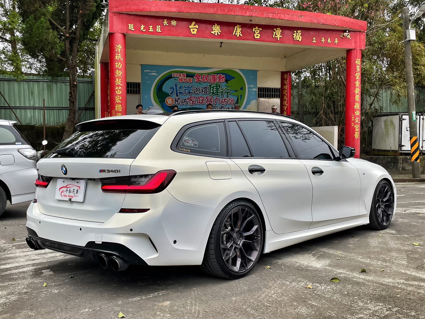 374hp大馬力0-100km/h 4.5s超吸金暴力德系旅行車，僅跑4萬公里保證✅  第5張相片