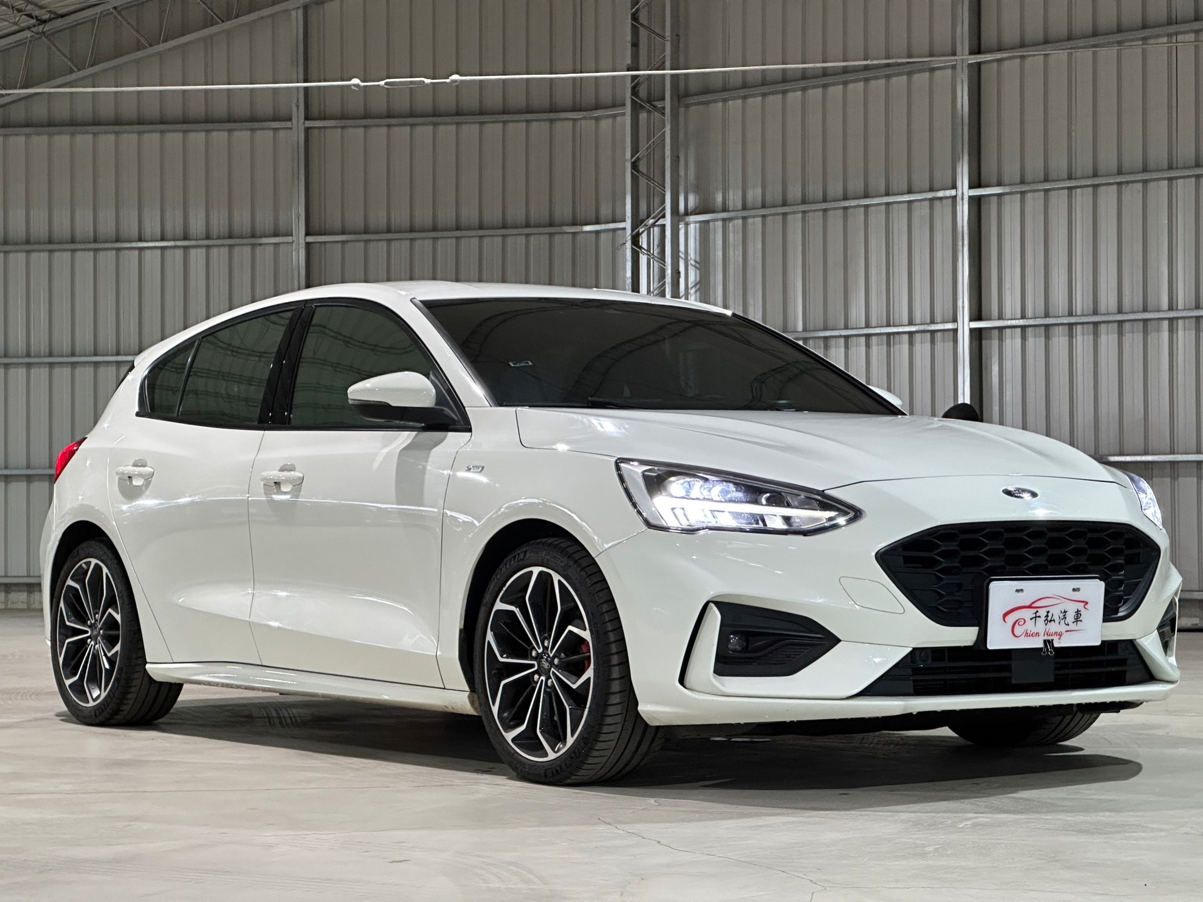 HUD抬顯/ACC跟車/Carplay/B&Q音響日系高CP運動小車，實跑5萬公里保證  第2張相片