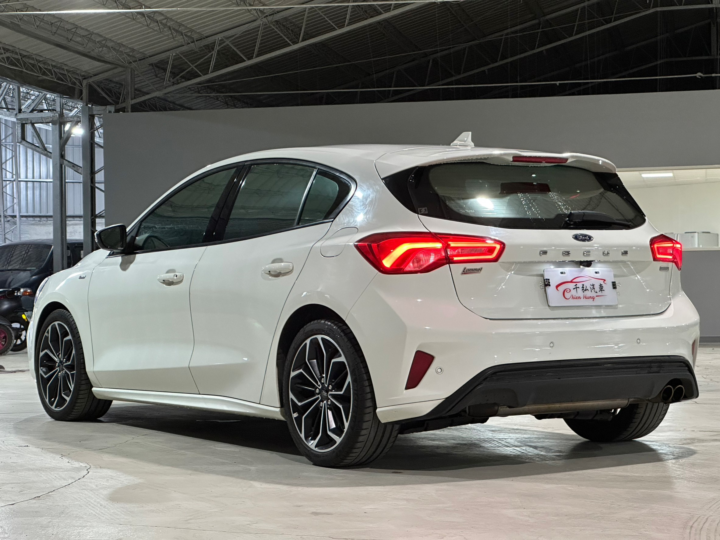 HUD抬顯/ACC跟車/Carplay/B&Q音響日系高CP運動小車，實跑5萬公里保證  第7張相片