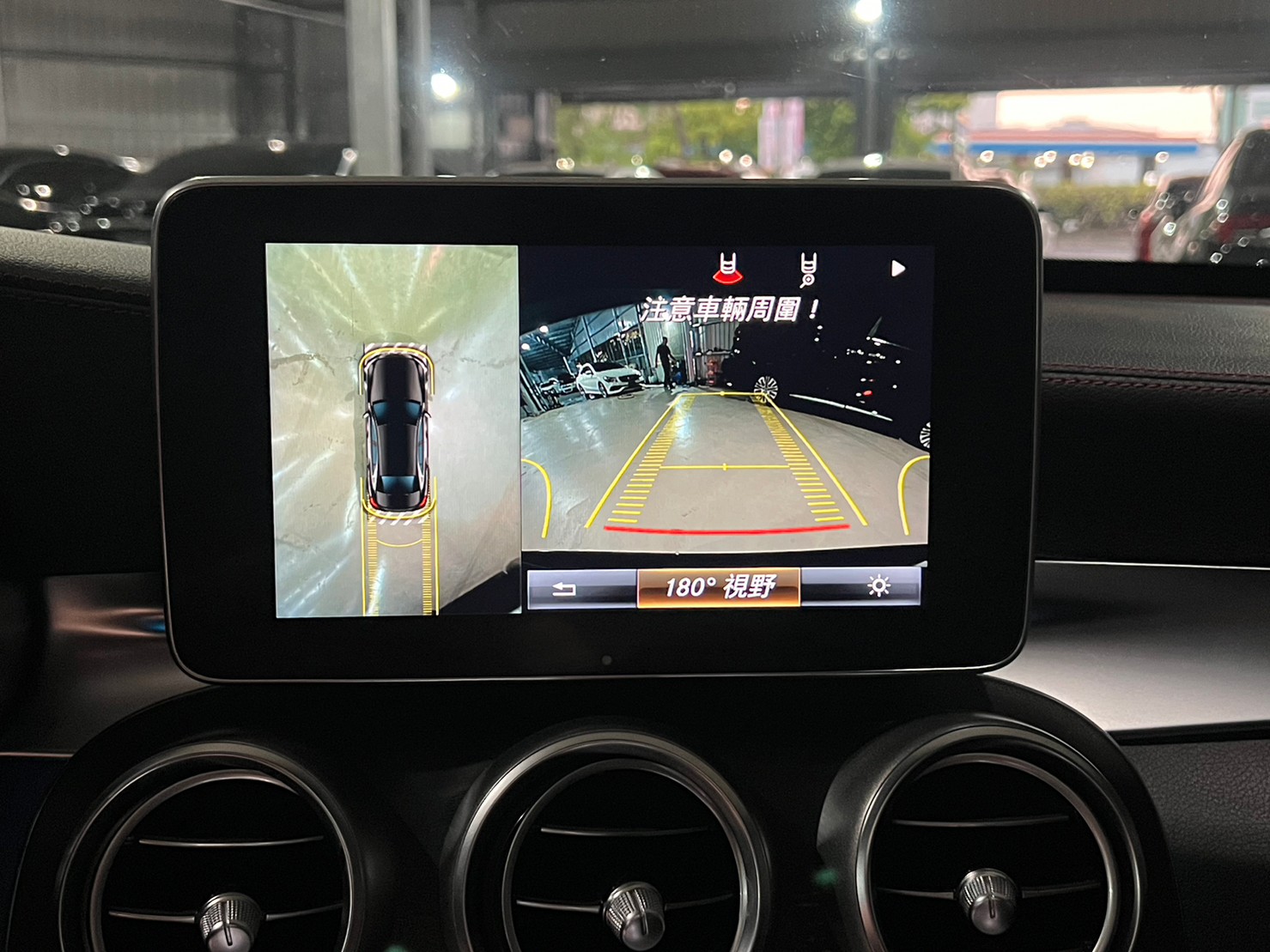 四出跑車排氣管/ED1套件/輕量化鍛造鋁圈/黃色AMG卡鉗/跑車座椅/紅色安全帶/23P全套件/360環景/電動尾門/柏林之音/盲點偵測  第10張相片