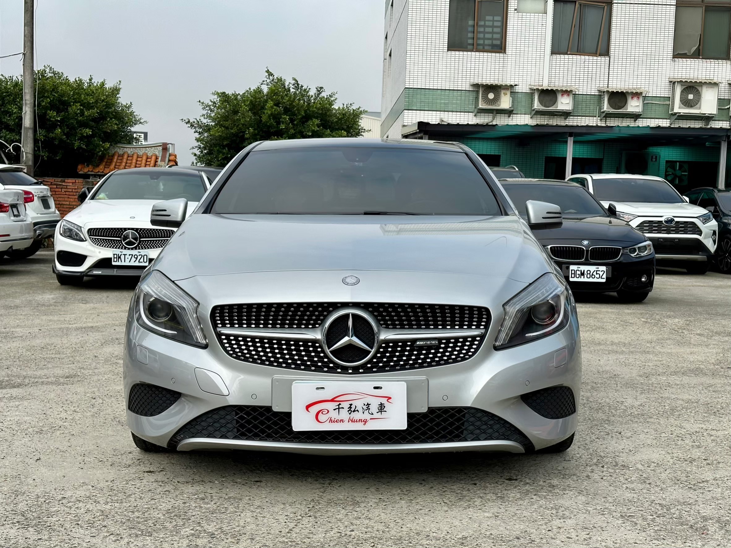 正2012年出廠 M-Benz A-Class A200 CDI Urban BlueEFFICIENCY  第2張相片