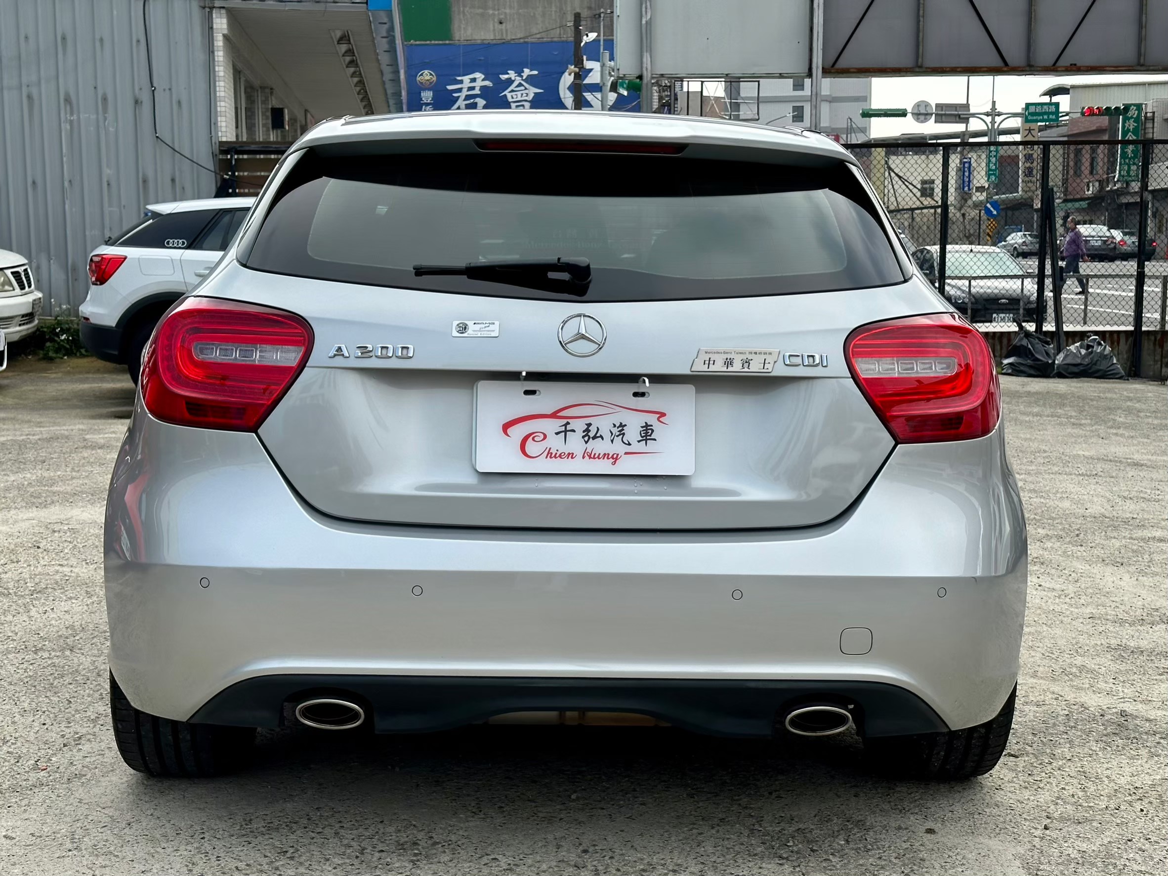 正2012年出廠 M-Benz A-Class A200 CDI Urban BlueEFFICIENCY  第5張相片