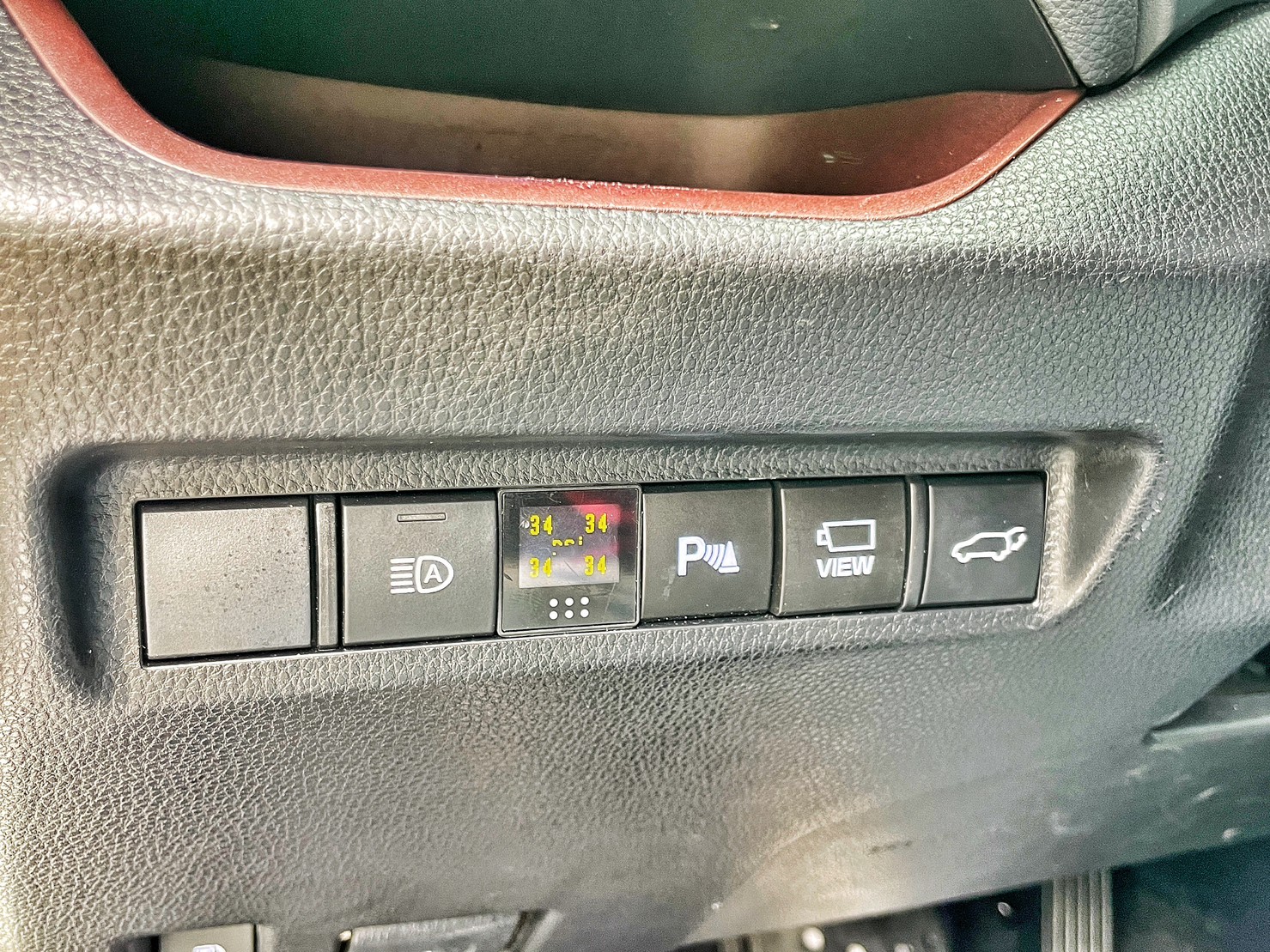 正2019年出廠Toyota RAV4 2.5 Hybrid旗艦  第10張相片