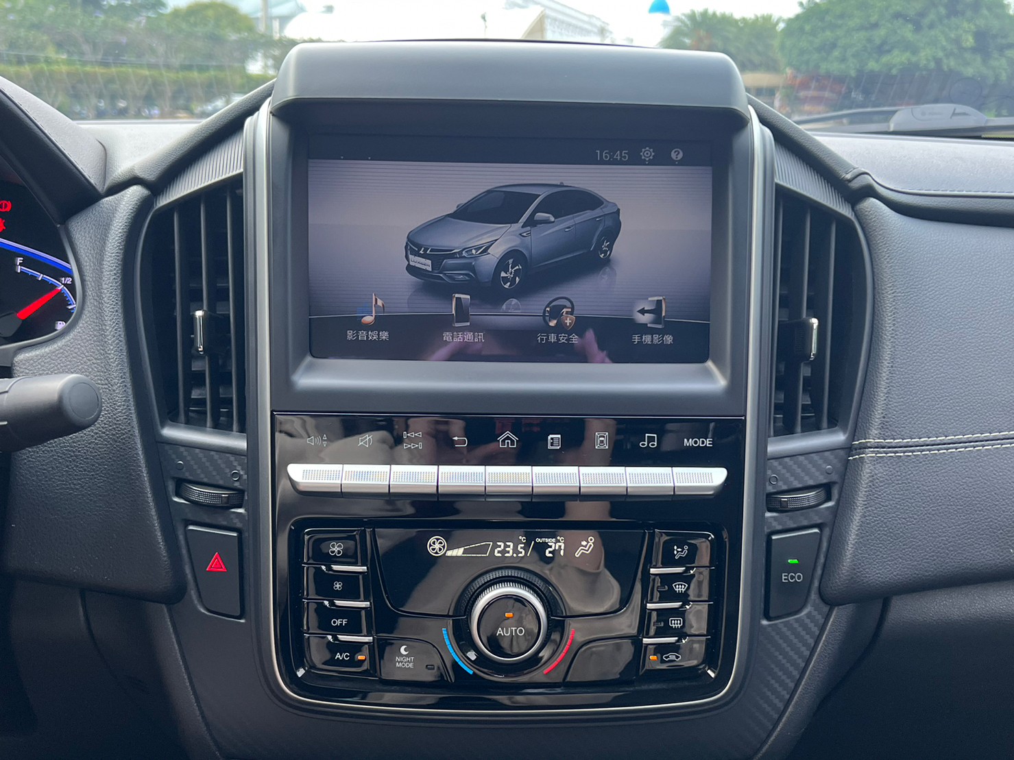 正2016年出廠 Luxgen S3 1.6旗艦型  第8張相片