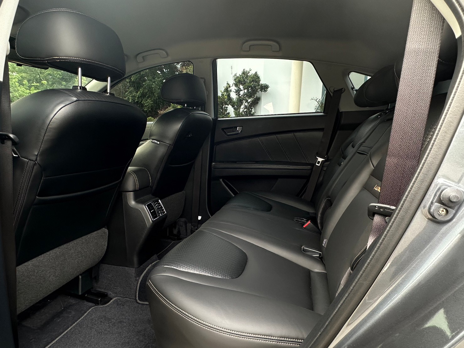 正2021年出廠 Luxgen U6 GT智遊特仕版  第7張相片