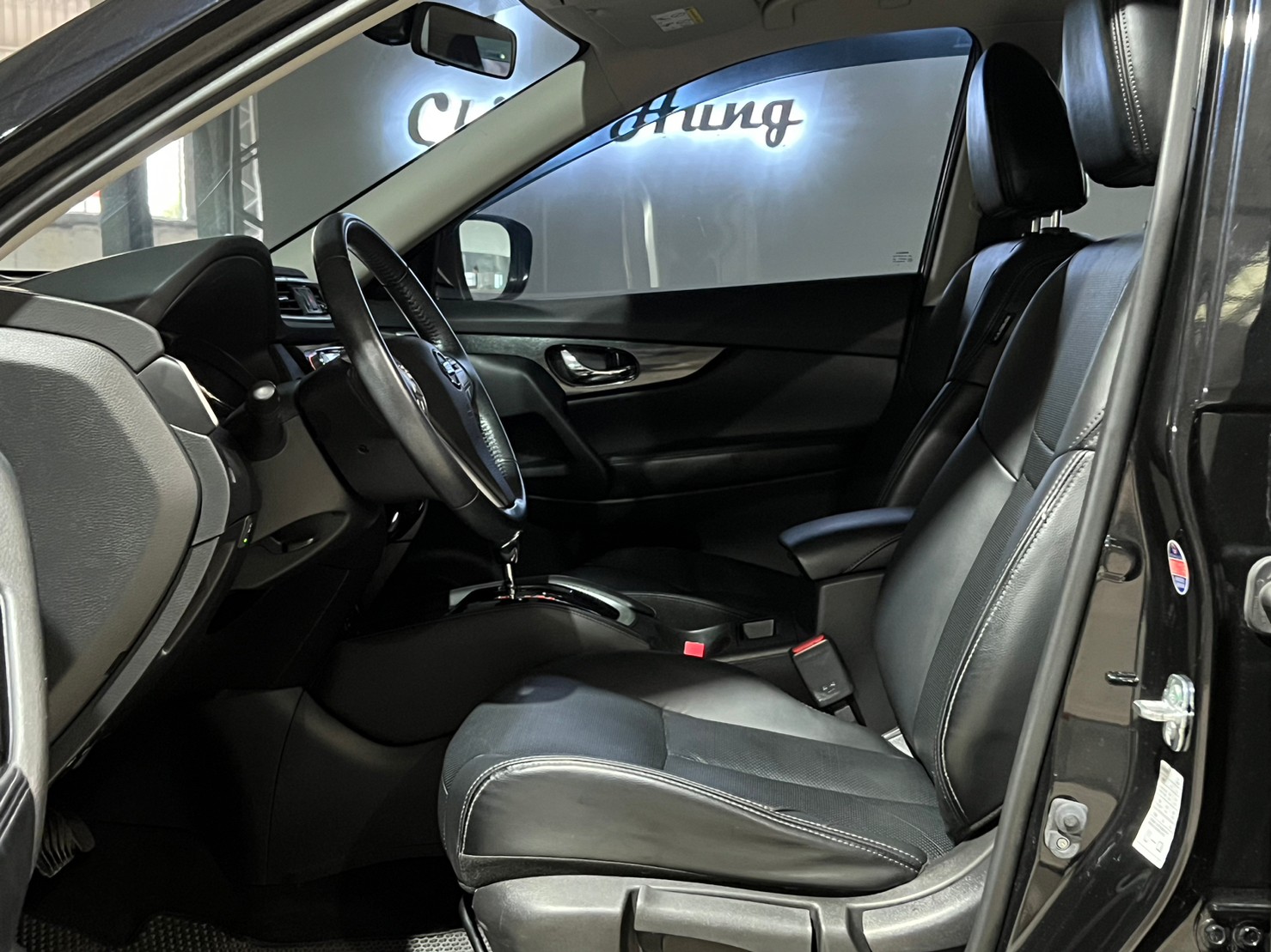 正2015年Nissan X-Trail 2.5豪華影音版  第5張相片