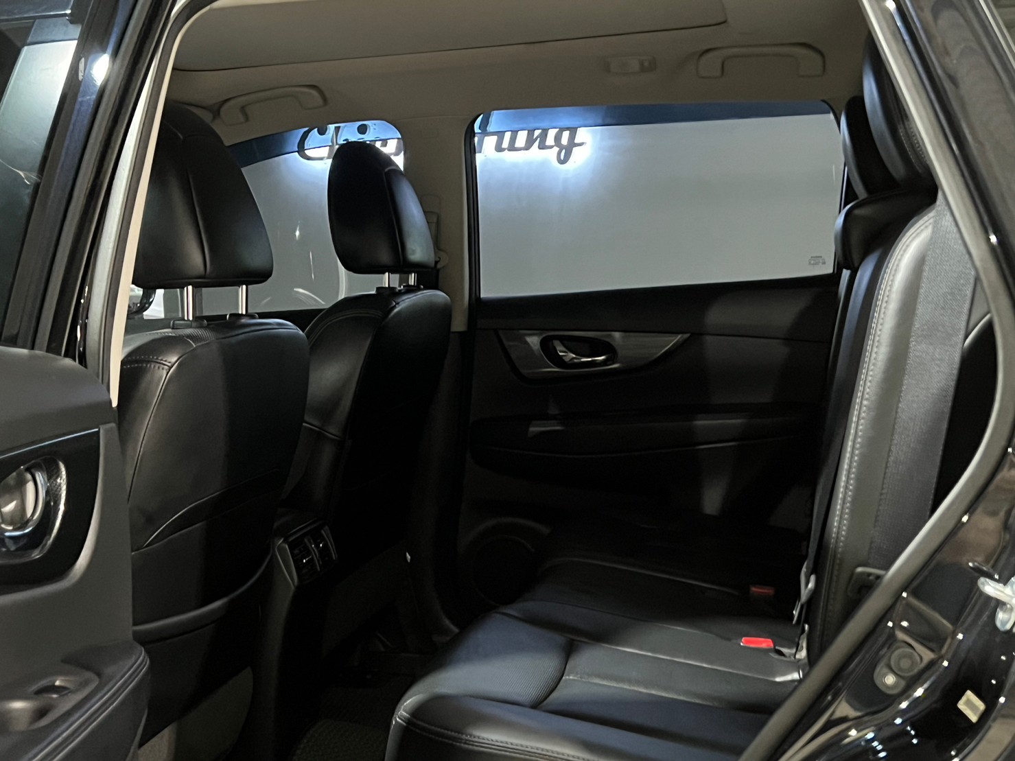 正2015年Nissan X-Trail 2.5豪華影音版  第6張相片