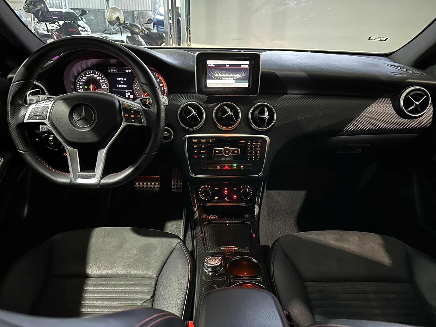 M-Benz A-Class A200 CDI  第7張相片