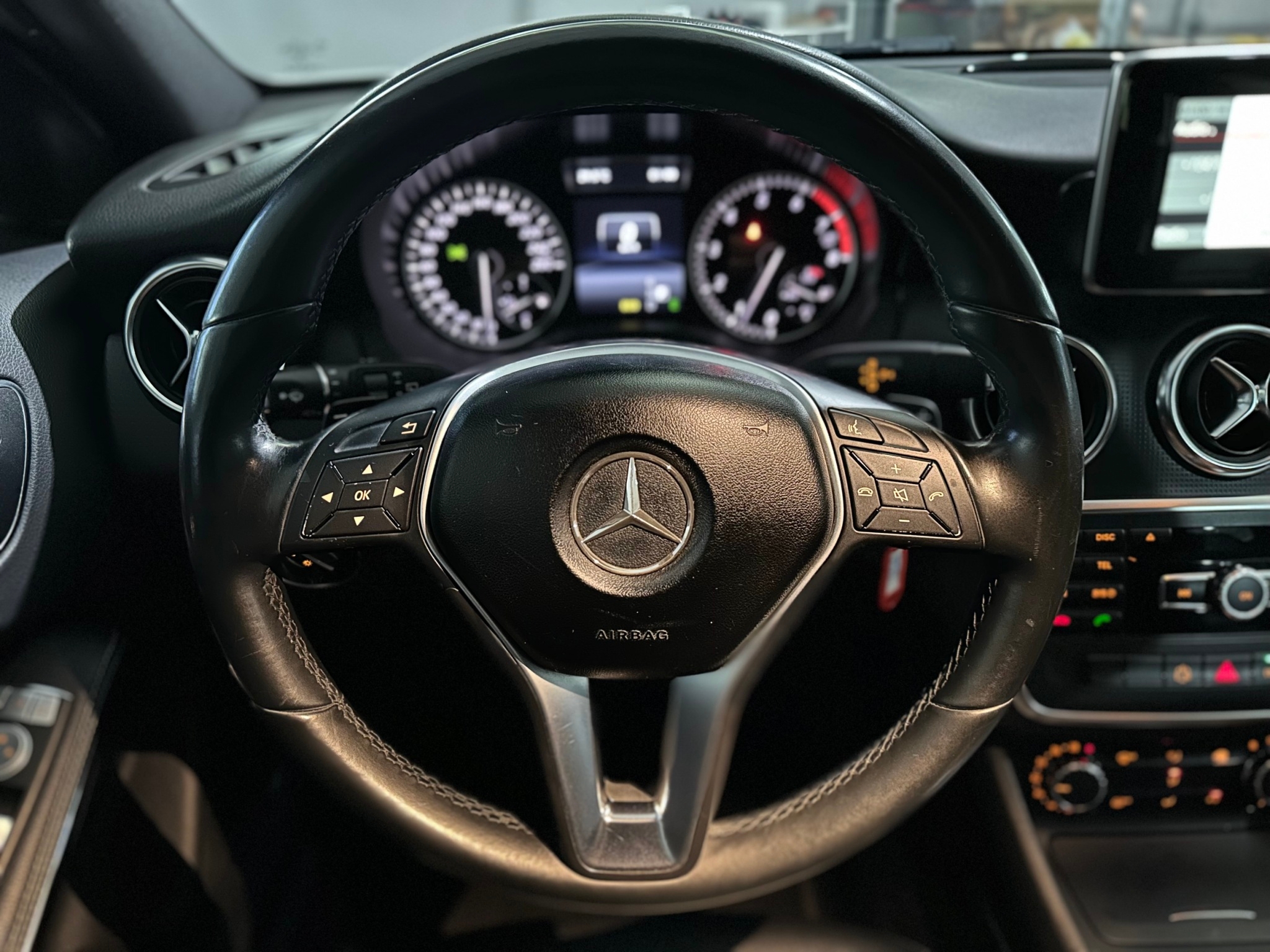 ♦️2014 M-Benz A-Class A180♦️  第10張相片