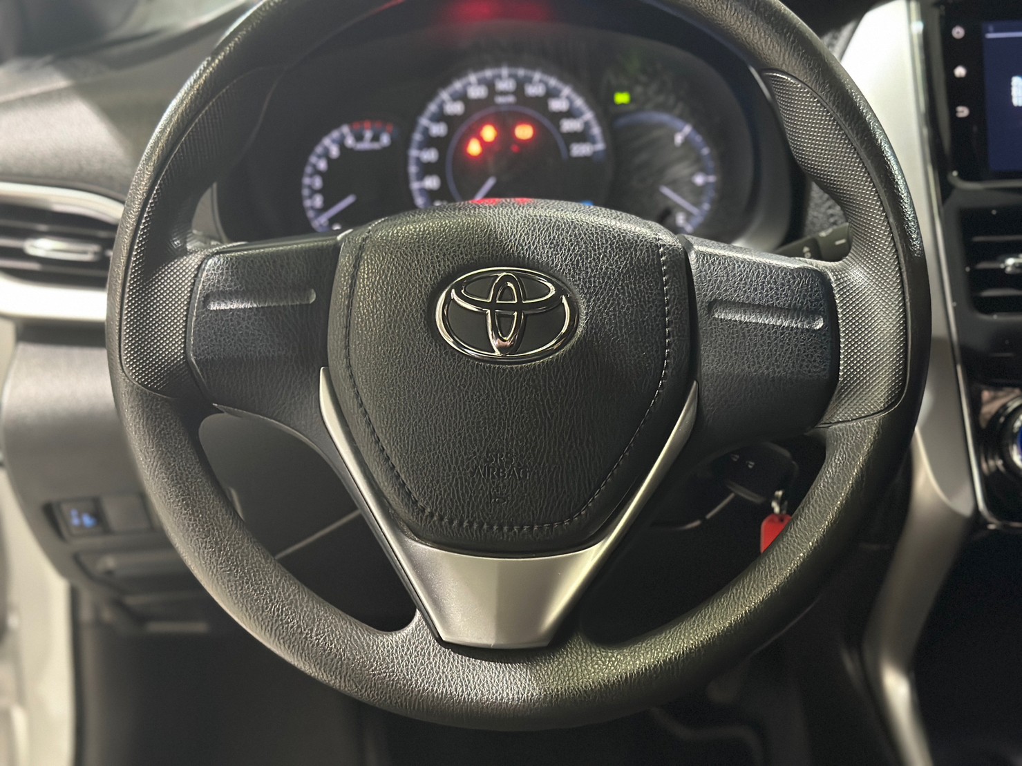 ♦️2020年出廠Toyota Yaris 1.5雅緻♦️  第14張相片