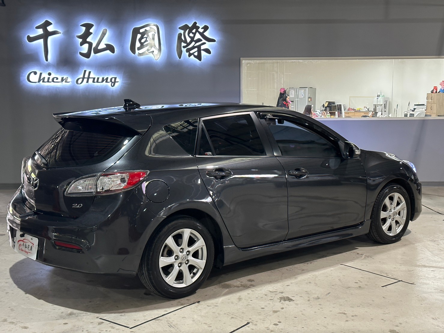 ♦️2011年出廠Mazda3 5D 2.0 頂級型♦️  第4張相片
