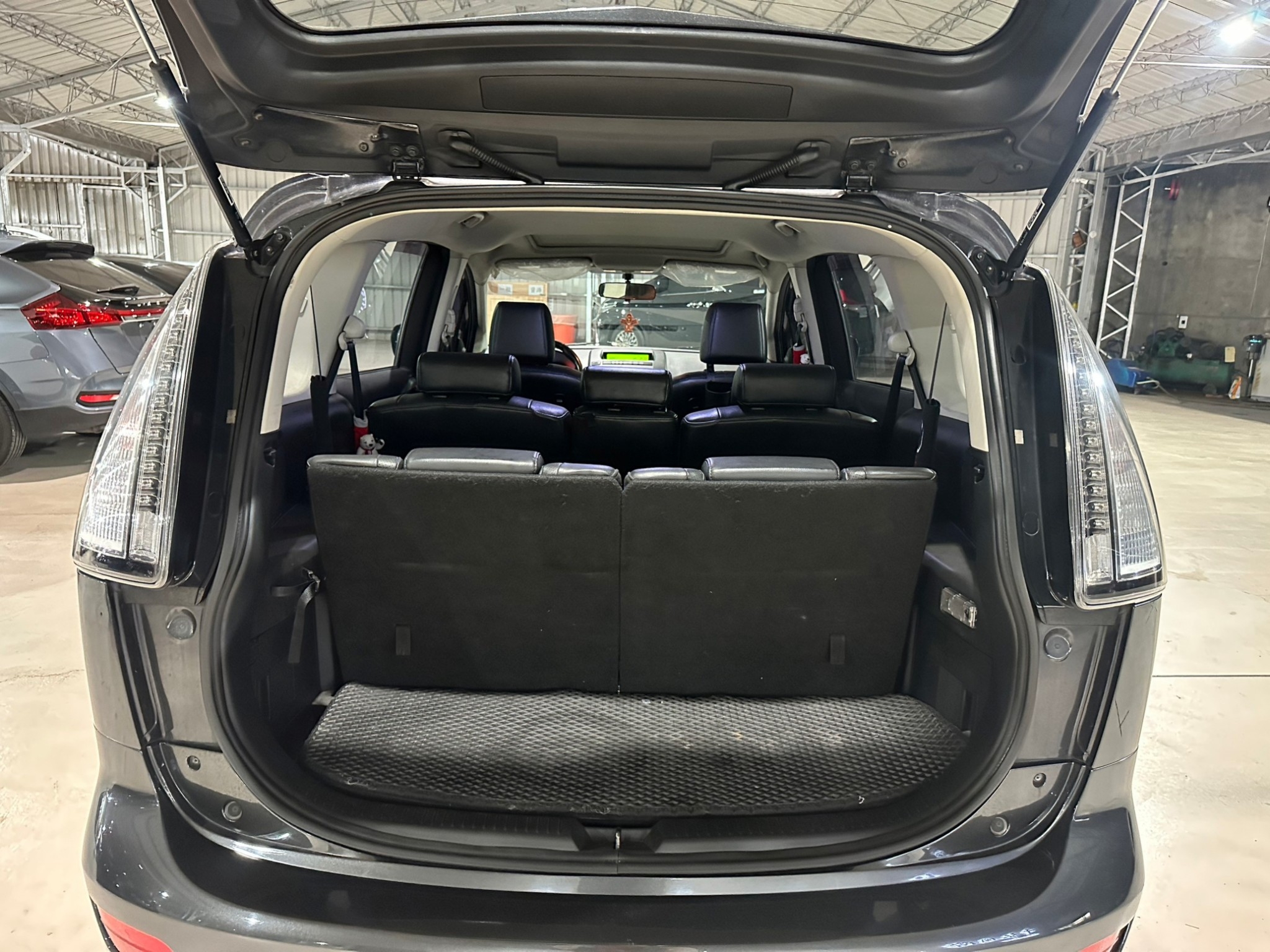 ♦️2010年出廠Mazda 5 七人座尊爵型♦️  第6張相片
