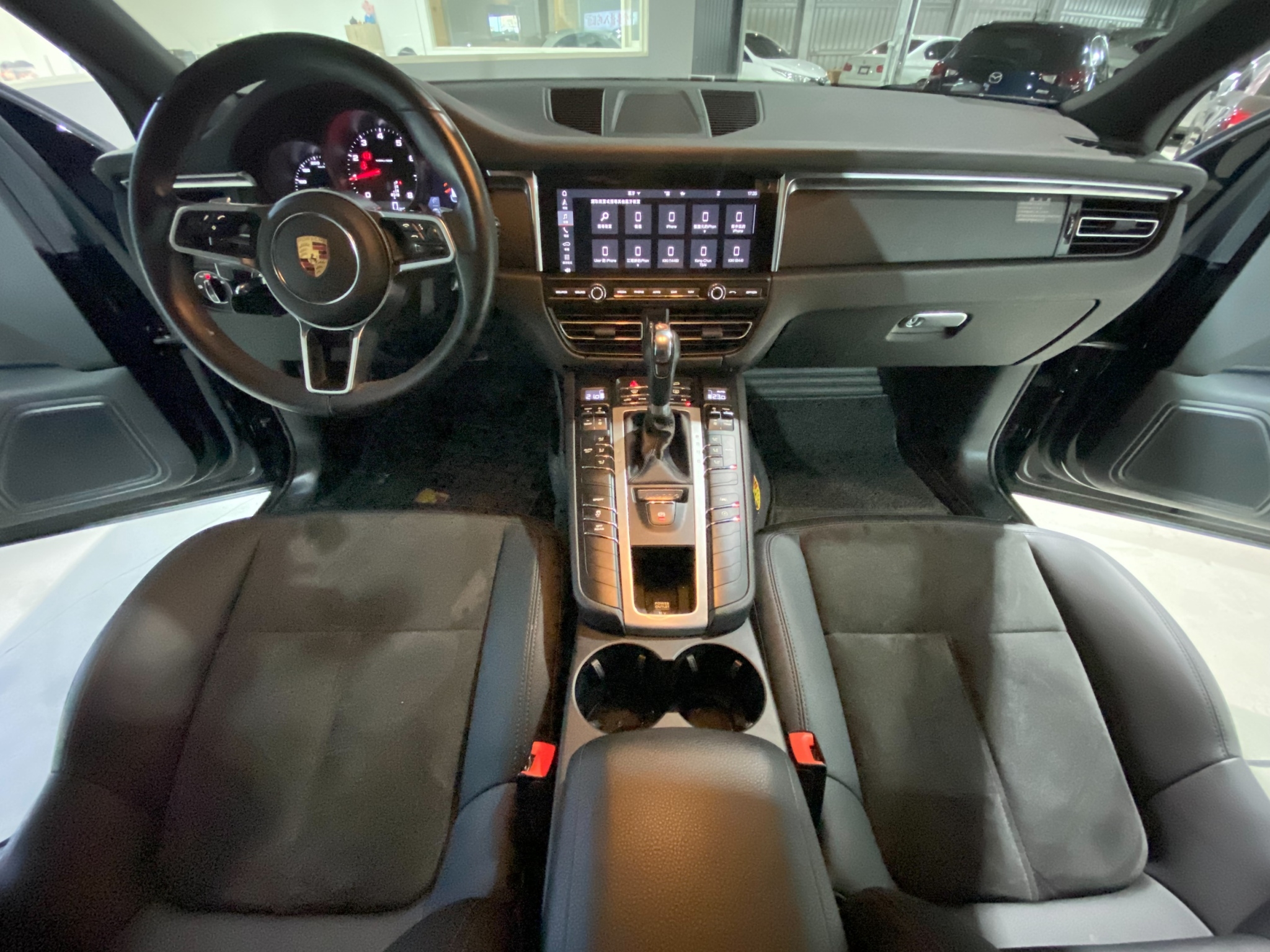 ♦️2020年Porsche Macan 2.0T♦️  第11張相片