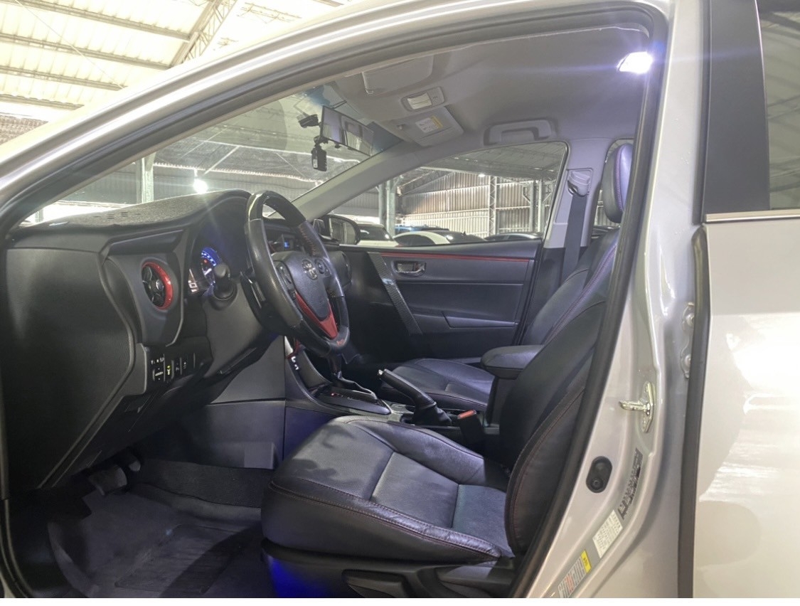 ♦️Toyota Corolla Altis 1.8 X♦️  第9張相片