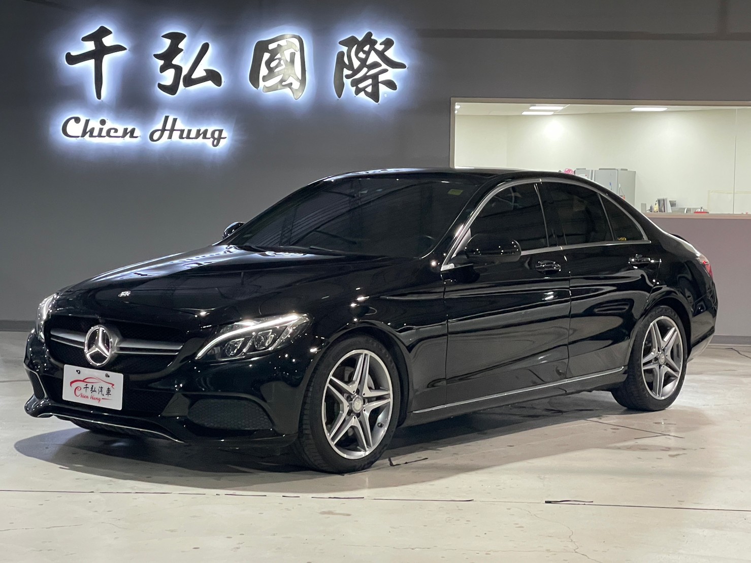 ♦️W205型 M-Benz C-Class C300 AMG♦️  第1張相片