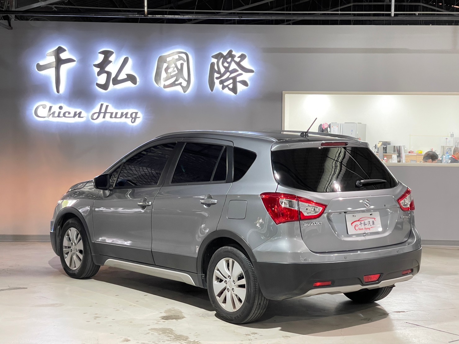 正2015年♦️Suzuki SX4 Crossover 1.6 GL Plus♦️  第3張相片