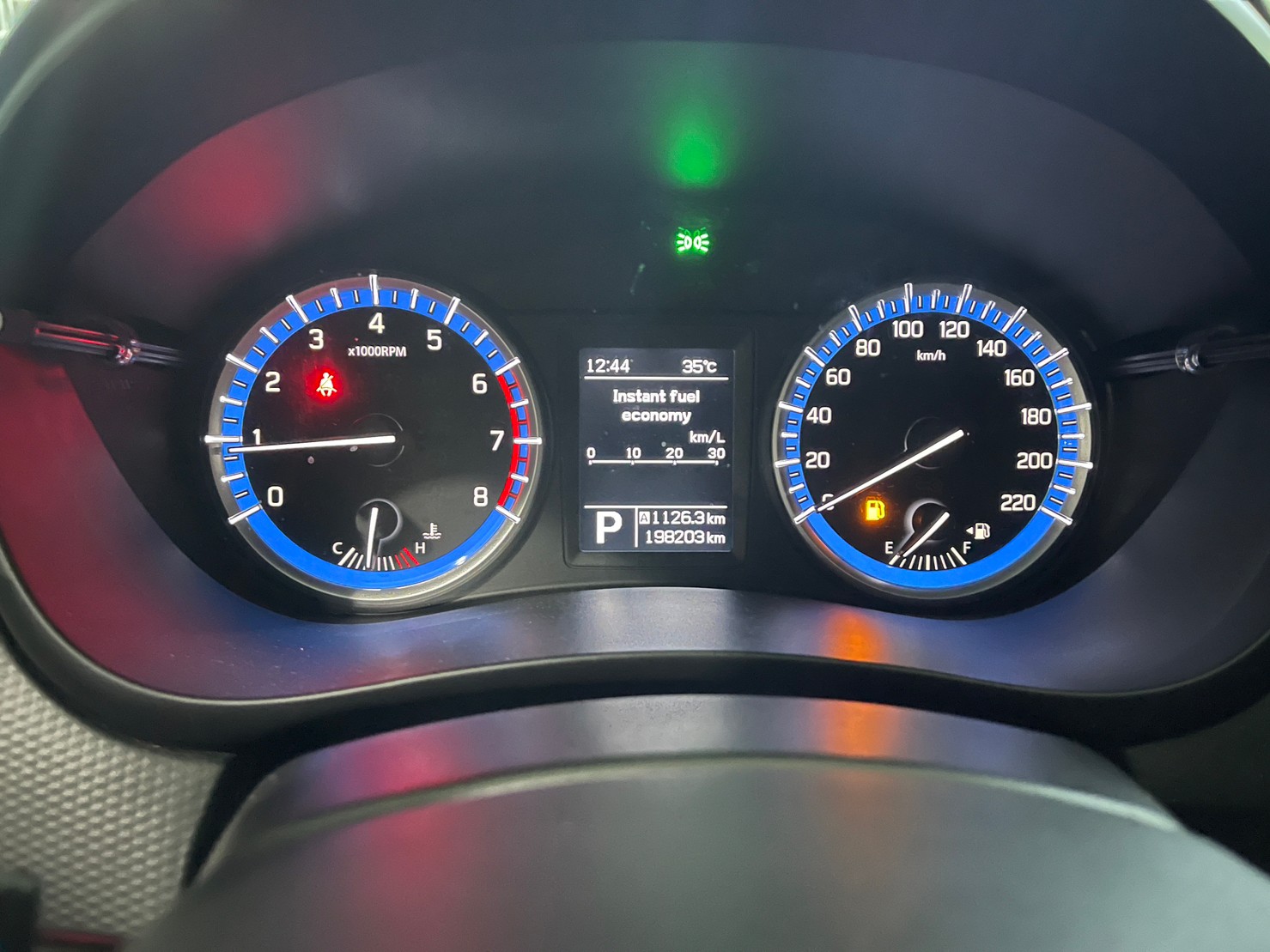 正2015年♦️Suzuki SX4 Crossover 1.6 GL Plus♦️  第10張相片