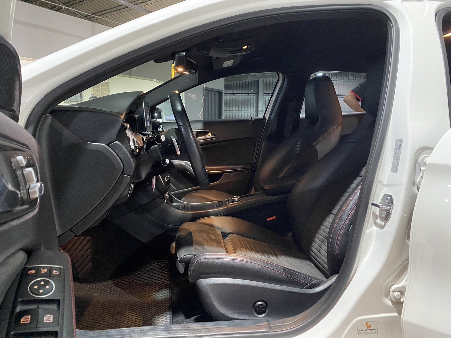 正2018年♦️M-Benz GLA-Class GLA180運動版♦️  第6張相片