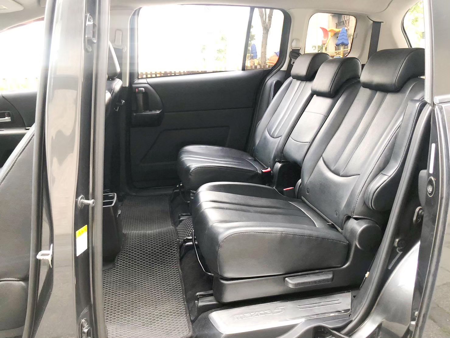 ♦️2010年式 Mazda 5 2.0尊貴型七人座♦️  第7張相片