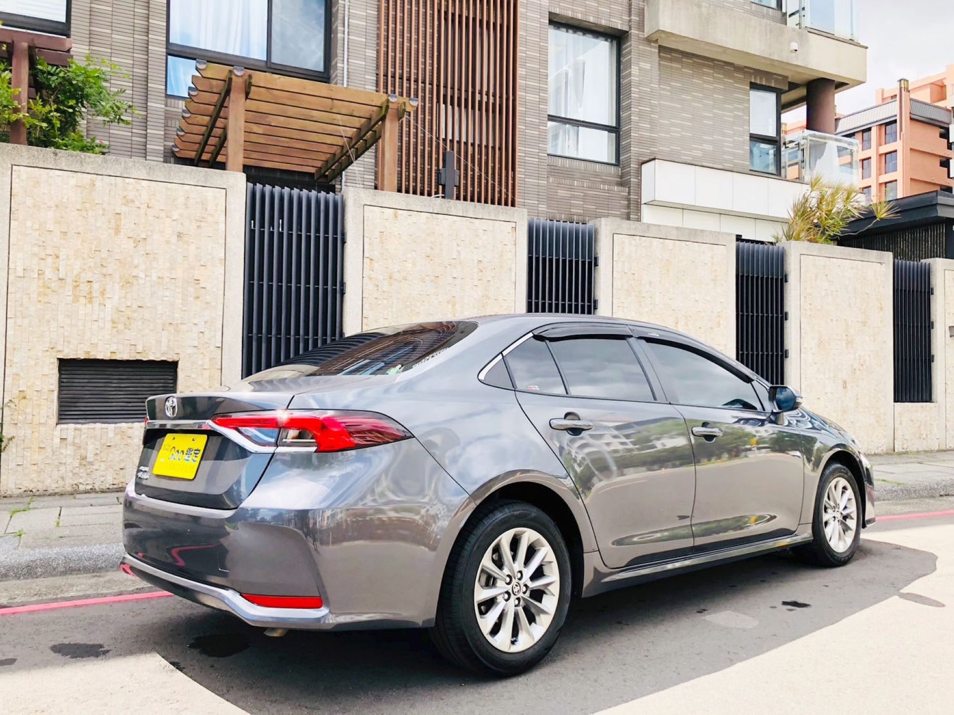 ♦️正2021年出廠 Toyota Corolla Altis 1.8豪華♦️  第4張相片