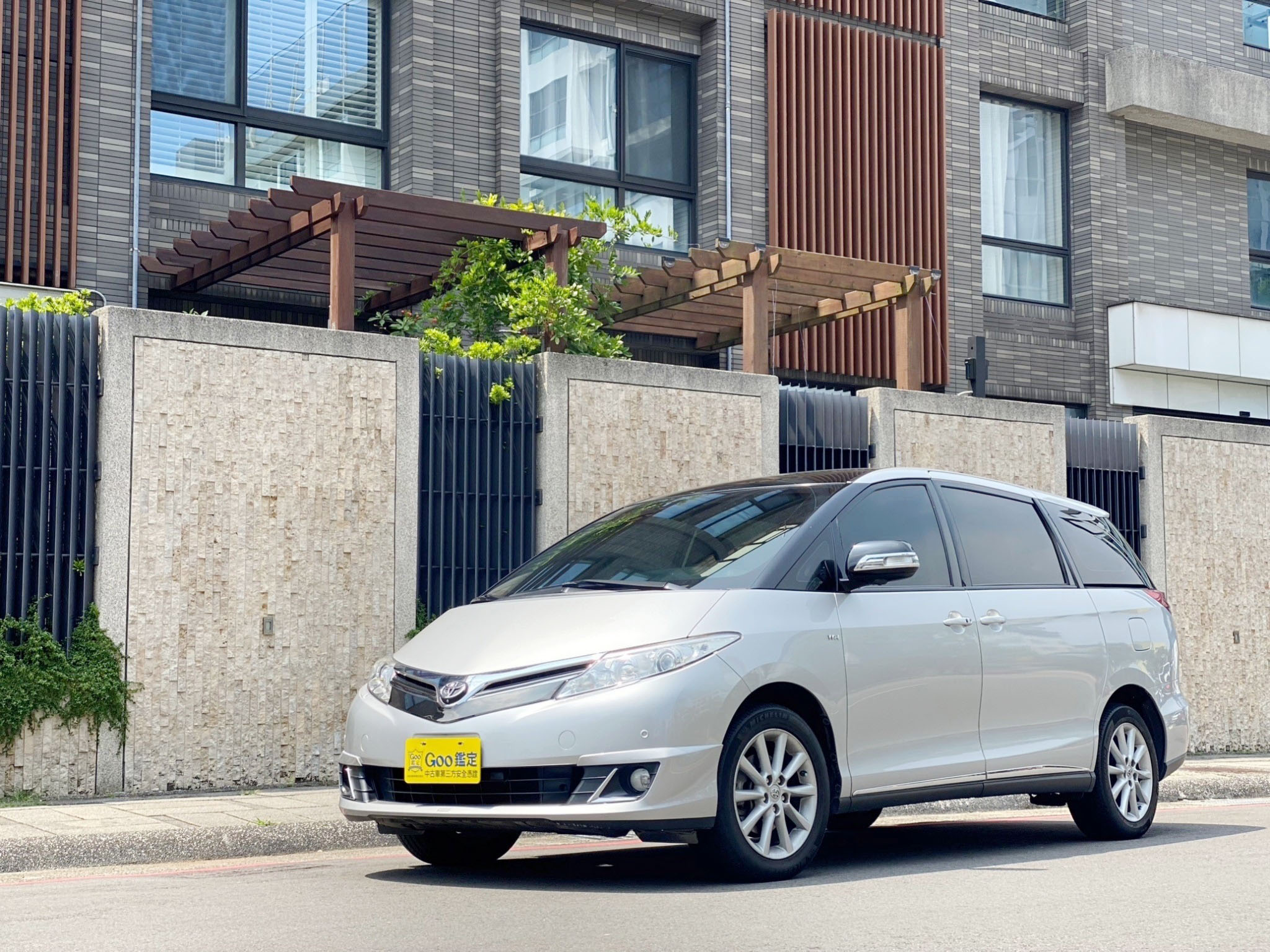 ♦️正2017年Toyota Previa 2.4豪華版♦️  第1張相片
