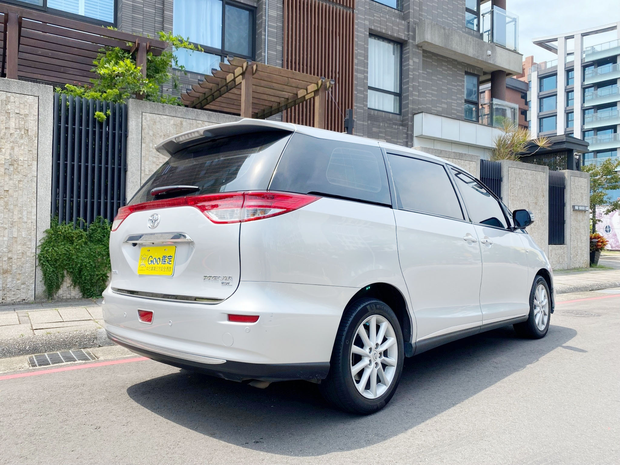 ♦️正2017年Toyota Previa 2.4豪華版♦️  第3張相片