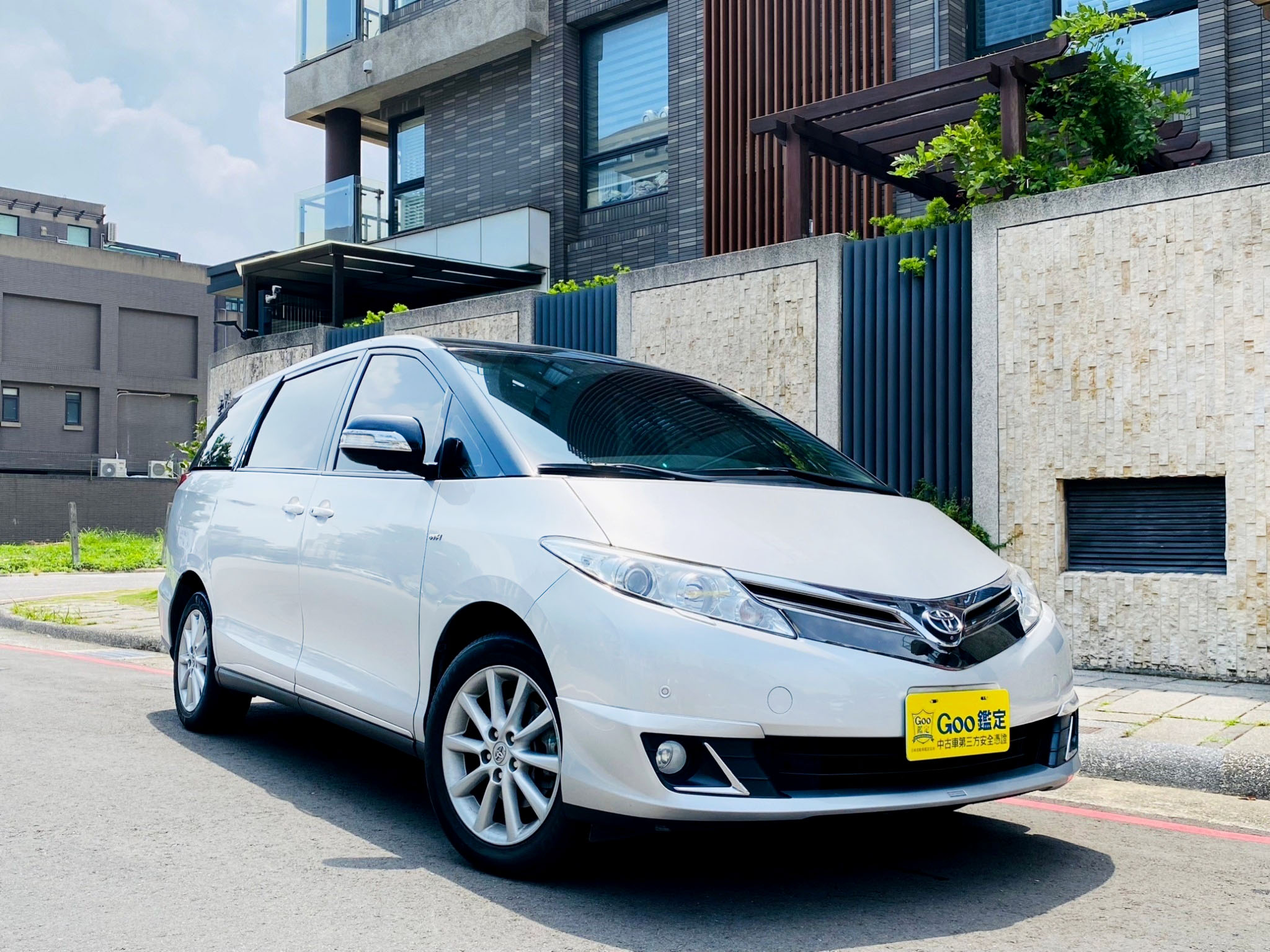 ♦️正2017年Toyota Previa 2.4豪華版♦️  第4張相片