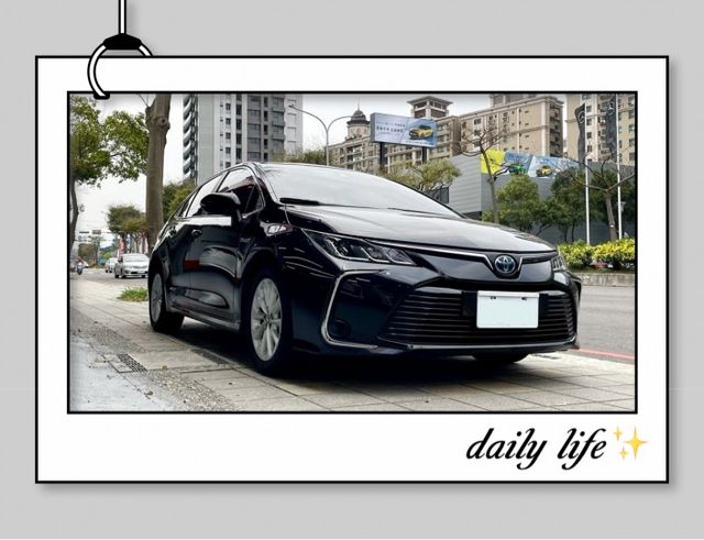 2022年 ALTIS HYBRID 尊爵  全速域跟車 / 倒車影像 / 盲點 / 車偏 / 恆溫 / 原版件  第3張相片