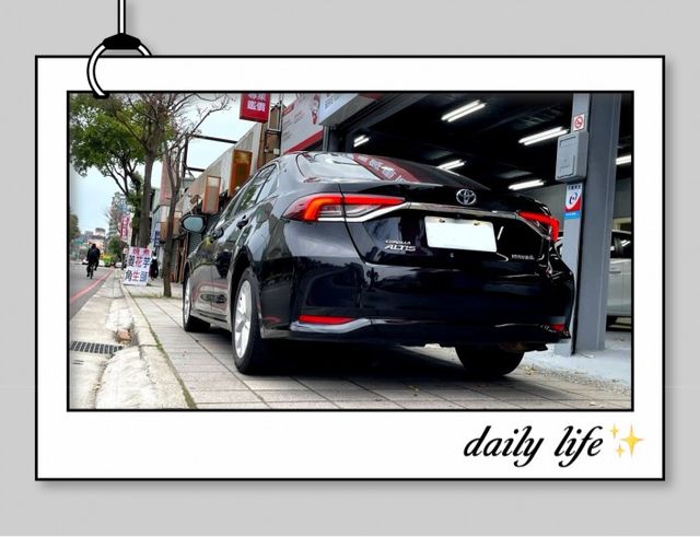 2022年 ALTIS HYBRID 尊爵  全速域跟車 / 倒車影像 / 盲點 / 車偏 / 恆溫 / 原版件  第4張相片