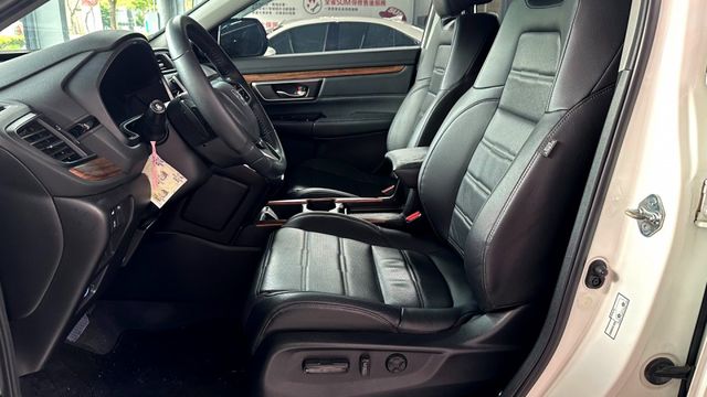 2019年 HONDA CR-V S版 1.5T  原版件 全原廠保養 加選盲點  第5張相片