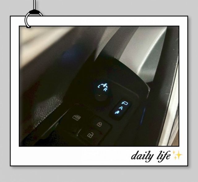2021年 TOYOTA ALTIS 豪華+  配備: I-KEY / 摸門 / ACC跟車 / 車偏 / 恆溫  第12張相片