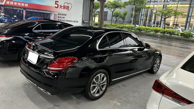 2017 / 18  M-Benz C-Class Sedan C200 Avantgarde  第4張相片