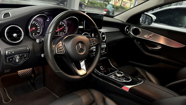 2017 / 18  M-Benz C-Class Sedan C200 Avantgarde  第5張相片