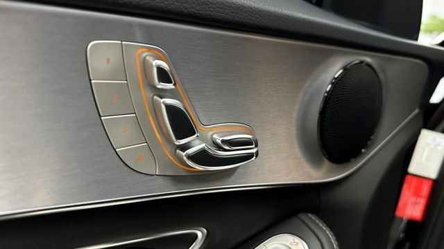 2017 / 18  M-Benz C-Class Sedan C200 Avantgarde  第6張相片