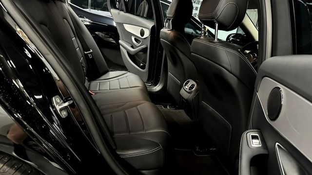 2017 / 18  M-Benz C-Class Sedan C200 Avantgarde  第8張相片
