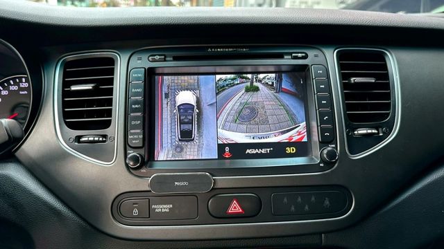 2017年 KIA CARENS 1.7 柴油版 五人座 有加第三排  第11張相片