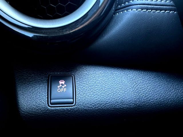 2021年 NISSAN KICKS 智行旗艦版 原版件 車況認證 只跑2萬公里  第12張相片