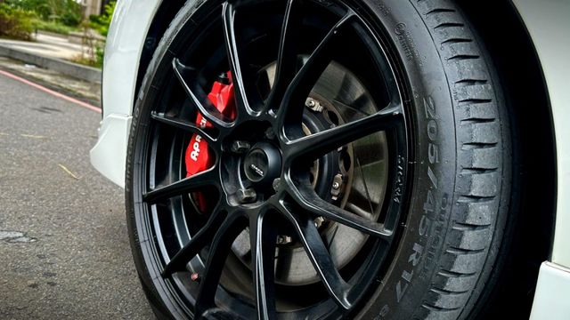 2022 FIT 1.5 汽油款 原廠保固中 新車選配 : 原廠大包、盲點、倒車影像、前車雷達。升級避震、鋁圈、卡鉗  第8張相片