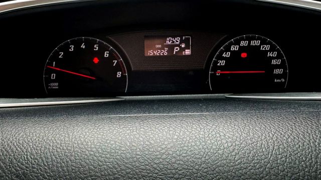 2017年 SIENTA 1.8 七人座 豪華版 摸門 / 盲點 / 抬顯 / 單電動側滑門 / 方向盤快控鍵 / 定速  第12張相片