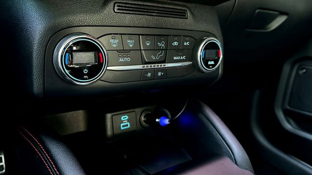 2020年 福特 KUGA ST-LINE AWD 四輪驅動 高階配備  第18張相片