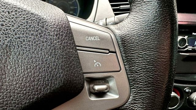 2023年 三菱 ZINGER 2.4 五人座 精緻版 有定速功能  第10張相片