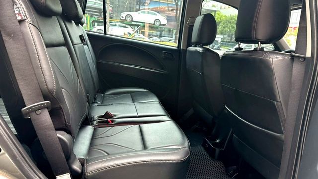 2023年 三菱 ZINGER 2.4 五人座 精緻版 有定速功能  第13張相片