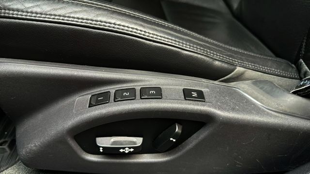 2013年 VOLVO S60 T4 1.6 小改款後 ACC跟車 / 盲點 / 車偏 / 電動椅  第8張相片