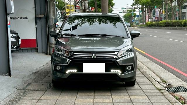 2023年 三菱 COLT PLUS 輕鬆型 1.5 摸門 I-KEY 電尾門  第3張相片