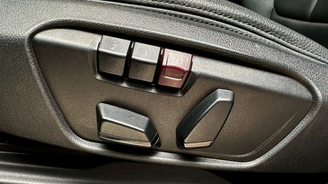 2014年 BMW 218i Active Tourer 1.5 原版件 車況認證  第10張相片