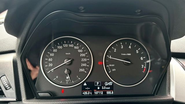 2014年 BMW 218i Active Tourer 1.5 原版件 車況認證  第11張相片