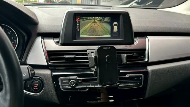 2014年 BMW 218i Active Tourer 1.5 原版件 車況認證  第13張相片