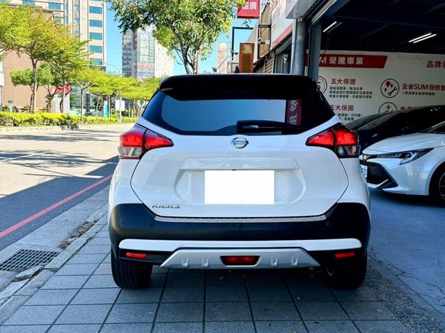 2021年 NISSAN KICKS 智行旗艦版 原版件 車況認證 只跑2萬公里  第6張相片