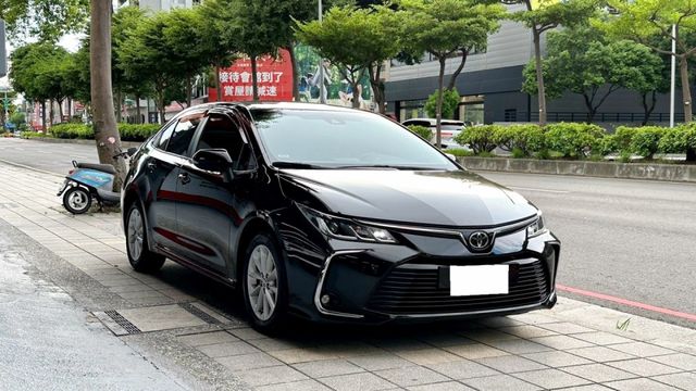 2022年 ALTIS 1.8  I-KEY / 全速域跟車 / 認證車 全原版件 / 只跑1萬  第4張相片