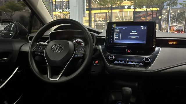 2022年 ALTIS 1.8  I-KEY / 全速域跟車 / 認證車 全原版件 / 只跑1萬  第10張相片